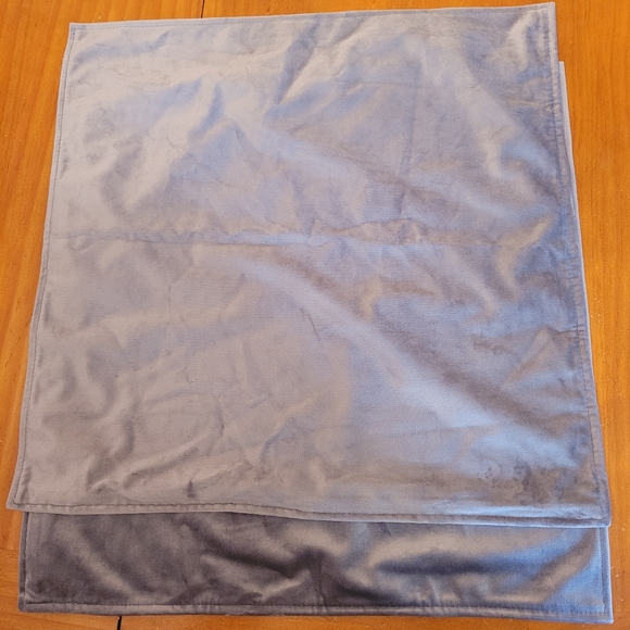 Nwot Throw Pillow Case Covers - Picture 1 of 2